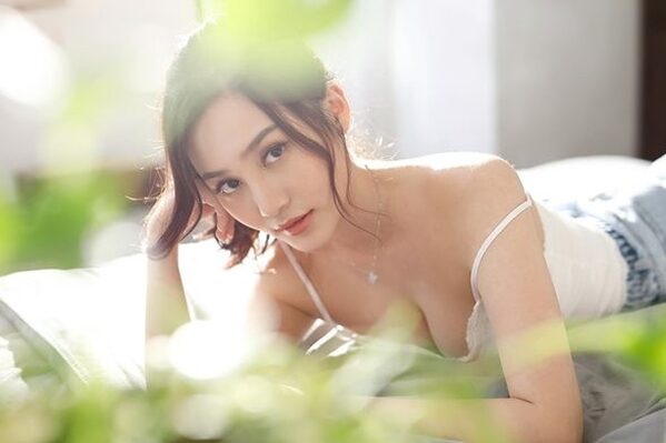 Mio Kimijima - Nữ diễn viên phim người lớn gạo cội