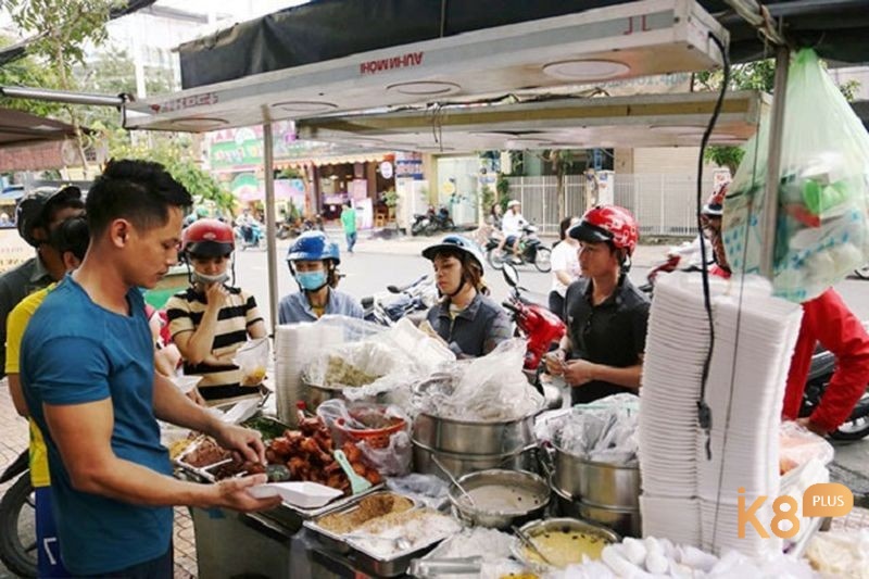 Giấc mơ thấy bán hàng có ý nghĩa liên quan đến những mối quan hệ giao tiếp với người khác